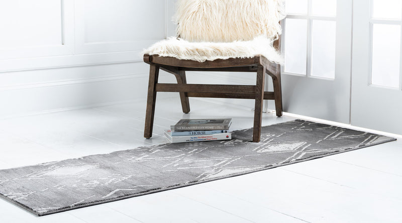 Jakobe - Faded Diamond Pattern Area Rug